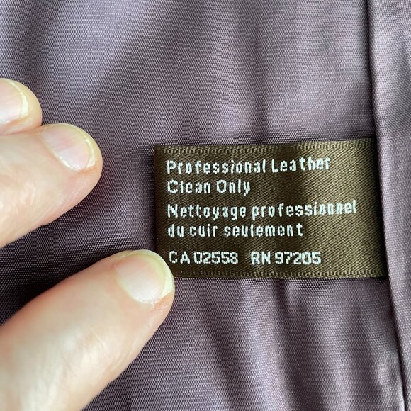 Danier Genuine Italian Leather 4 Button Lined Fitted Coat Purple/Wine XS NWOT - Picture 11 of 15